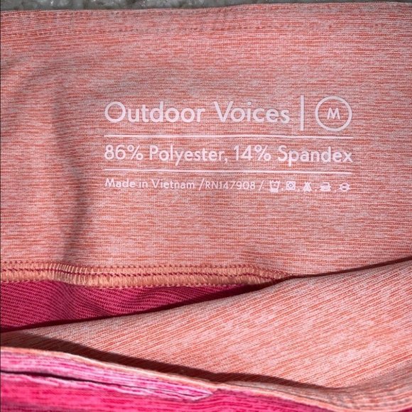 Outdoor Voices Leggings Size Medium Triple Pink Peach 7/8 Length “Move Free” - Picture 6 of 6